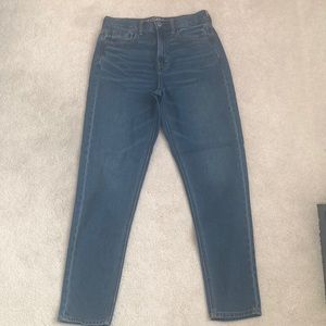 American Eagle mom jeans.